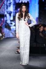 Athiya Shetty walk the ramp for Rohit and Rahul Gandhi Show on Day 4 of Amazon India Fashion Week on 10th Oct 2015 (283)_561a553ad67e9.JPG