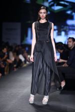 Model walk the ramp for Rohit and Rahul Gandhi Show on Day 4 of Amazon India Fashion Week on 10th Oct 2015 (141)_561a56b153063.JPG