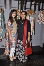Amy Billimoria festive collection launch in Juhu on 14th Oct 2015 (46)_561f9bdb7e951.JPG