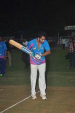 at Sunil Shetty_s Mumbai Heroes at Pitch Blue corporate match on 20th Oct 2015 (71)_5627459cecb9d.JPG
