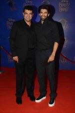 Siddharth Roy Kapoor, Aditya Roy Kapoor at Beauty and the Beast red carpet in Mumbai on 21st Oct 2015 (325)_5628c5d005a94.JPG