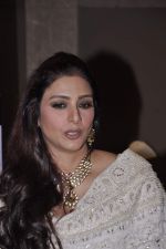 Tabu at jewelsouk launch in Mumbai on 28th Oct 2015 (2)_5631d1aca3e90.JPG