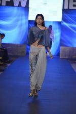 Model walk the ramp for Advitya by Esha Sethi Thirani Show at Gionee india beach fashion week day 1 on 29th Oct 2015 (22)_563318aab69f7.JPG