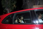 Shahid Kapoor, Mira snapped outside their residence on 30th Oct 2015 (5)_56349af26896e.JPG