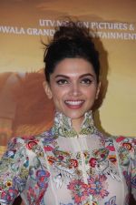 Deepika Padukone at the Music Launch of Tamasha on 31st Oct 2015 (16)_563604a7af1df.JPG