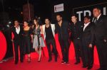 Rohit Shetty, Shahrukh Khan, Kajol, Varun Dhawan, Kriti Sanon,Varun Sharma, Johnny Lever, Boman Irani at Dilwale Trailor launch on 9th Nov 2015 (35)_5642011a29b94.JPG