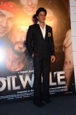 Shahrukh Khan at Dilwale Trailor launch on 9th Nov 2015 (142)_564202fd11c5d.JPG