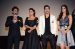 Shahrukh Khan, Kajol, Varun Dhawan, Kriti Sanon at Dilwale Trailor launch on 9th Nov 2015 (75)_564204afc05b5.JPG