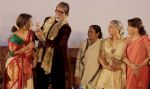 Amitabh Bachchan, Vidya Balan, Moushumi Chatterjee,Mamta Banerjee, Jaya Bachchan, Sharmila Tagore at 21st Kolkata International Film Fastival on 14th Nov 2015 (8)_56482ef2a270c.jpg
