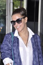 Neha Dhupia snapped at the airport on 18th Nov 2015 (7)_564d7f4374a86.JPG