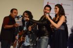 Varun Dhawan at Dilwale song launch in Mumbai on 18th Nov 2015 (121)_564d83af8bb4e.JPG