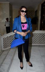 MADHURI DIXIT AT WOMAN IN THE WORLD EVENT IN DELHI on 20th Nov 2015 (3)_565028f95e24e.jpg