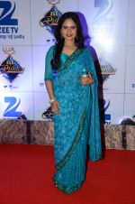 at Zee Rishtey Awards in Mumbai on 21st Nov 2015 (102)_56515de75402d.JPG