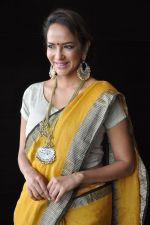 Manchu Lakshmi (8)_5652bb31d598d.jpg