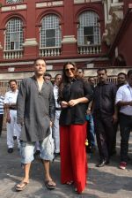 Vidya Balan on loction in Kolkata on 24th Nov 2015 (11)_56555e09bace2.jpg