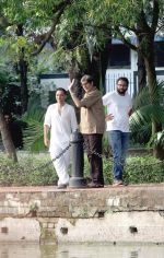 Amitabh Bachchan shoots at Kolkata on 27th Nov 2015 (6)_565b013b58962.jpg