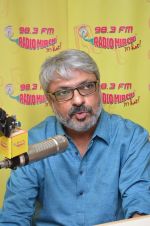 Sanjay Leela Bhansali at radio mirchi on 27th Nov 2015 (3)_565b008e7ba31.JPG