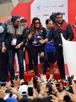 Bipasha Basu at airtel marathon in delhi on 29th Nov 2015 (10)_565c434c8ab79.jpg