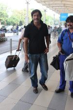 Chunky Pandey snapped at airport on 11th Dec 2015 (11)_566c11b492164.JPG