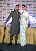 Deepika Padukone and Ranveer Singh at Filmfare Awards press meet on 12th Dec 2015 (21)_566d2b79e4db5.jpg