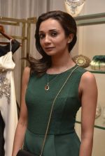 Ira Dubey at Shivani Awasty collection launch at AZA on 16th Dec 2015 (67)_567276a487e23.JPG