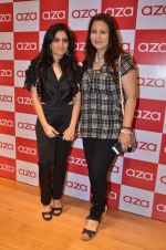 Poonam Dhillon at Shivani Awasty collection launch at AZA on 16th Dec 2015 (1)_5672766fa2948.JPG