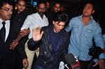 Shahrukh Khan at Dilwale screening in PVR Juhu and PVR Andheri on 17th Dec 2015 (91)_5673a18bf0a91.JPG