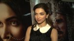 Deepika Padukone, Ranveer Singh at tv interview on 18th Dec 2015 (11)_5675573c96dd1.jpg