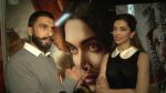 Deepika Padukone, Ranveer Singh at tv interview on 18th Dec 2015 (15)_5675573e7314e.jpg