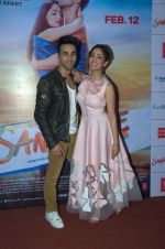 Yami Gautam, Pulkit Samrat at Sanam Re launchw on 19th Dec 2015 (74)_567697be56c32.jpg