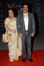 Udit Narayan at the red carpet of Stardust awards on 21st Dec 2015 (1056)_567940c085075.JPG