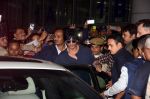 Shahrukh Khan in Kolkatta for Dilwale promotions on 22nd Dec 2015 (5)_567a575e8074c.jpg