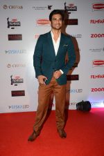 Sushant Singh Rajput at Filmfare Nominations red carpet on 9th Jan 2016 (39)_569399aed6bb5.JPG
