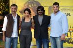 Rajkumar Hirani, Ritika Singh, R Madhavan, Siddharth Roy Kapur at Saala Khadoos film launch on 11th Jan 2016 (61)_5694b50c58137.JPG