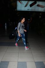 Preity Zinta snapped at airport on 23rd Jan 2016 (32)_56a4be5bbb20c.JPG