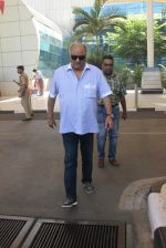 Boney Kapoor snapped at the airport on 26th Jan 2016 (4)_56a864e51469f.JPG