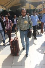 Gulshan Grover snapped at airport  on 28th Jan 2016 (40)_56ab2728ccca5.JPG