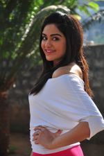 Adah Sharma Photo Shoot on 29th Jan 2016 (116)_56acb80ff095b.jpg