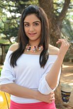 Adah Sharma Photo Shoot on 29th Jan 2016 (79)_56acb7e56c79f.jpg