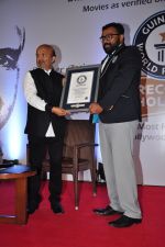 Sameer in Guinness book of records bash with music fraternity on 15th Feb 2016 (39)_56c2e44d2827c.JPG