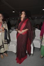 Vidya Balan as a speaker on discussion on Sarees at make in India on 15th Feb 2016 (26)_56c2c564095b3.JPG