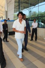 Chunky Pandey snapped at airport on 17th Feb 2016 (40)_56c576627290b.JPG