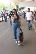 Kainaat Arora snapped at airport on 17th Feb 2016 (54)_56c5768a8492e.JPG