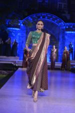 Model walk the ramp for Neeta Lulla Show at Make in India show at Prince of Wales Musuem with latest Bridal Couture in Mumbai on 17th Feb 2016 (84)_56c578541bbbf.JPG