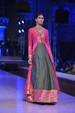 Model walk the ramp for Neeta Lulla Show at Make in India show at Prince of Wales Musuem with latest Bridal Couture in Mumbai on 17th Feb 2016 (90)_56c57859ebba6.JPG