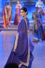 Model walk the ramp for Shaina NC Show at Make in India show at Prince of Wales Musuem with latest Bridal Couture in Mumbai on 17th Feb 2016 (19)_56c579737267e.JPG