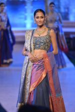 Model walk the ramp for Shaina NC Show at Make in India show at Prince of Wales Musuem with latest Bridal Couture in Mumbai on 17th Feb 2016 (22)_56c579769c74a.JPG