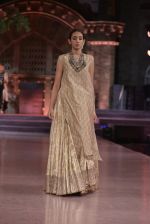 Model walk the ramp for Vikram Phadnis Show at Make in India show at Prince of Wales Musuem with latest Bridal Couture in Mumbai on 17th Feb 2016 (29)_56c57a52a40dd.JPG