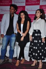 Simone Singh, Riddhi Dogra at Fair and Lovely Foundation in Mumbai on 17th Feb 2016 (16)_56c577a546fe5.JPG