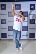 Ranveer Singh at Gap Jeans store launch in Mumbai on 20th Feb 2016 (95)_56c9671cef750.JPG